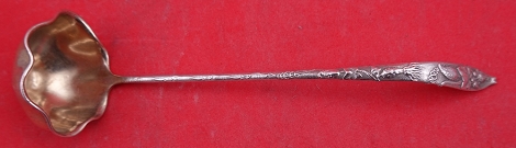 Sauce Ladle GW  fluted  w/ squash motif  7 1/4